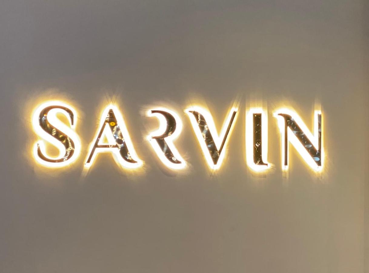 Hotel Sarvin Lucknow Exteriör bild